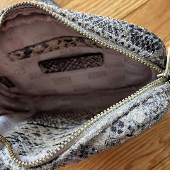 Michael Kors Mini Jet Set Crossbody- Snakeskin Pattern - Picture 5 of 8